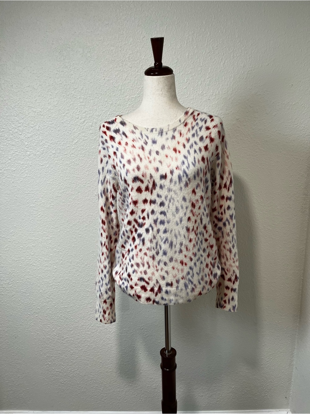 Equipment Multi Colored Spotted Print Cashmere Sweater Size Medium